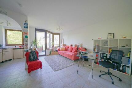 Ratingen-Ost: Schöne 2-Zimmer-Wohnung mit Balkon und Stellplatz