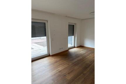 Schöne 1-Zimmer-Wohnung mit Balkon, großer Dachterrasse und EBK - Bad Salzuflen Ehrsen-Breden