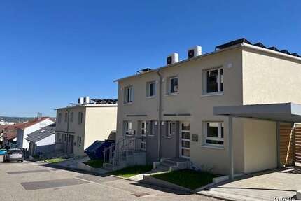 Haus zum Mieten in Pforzheim 1.800,00 € 136.25 m²