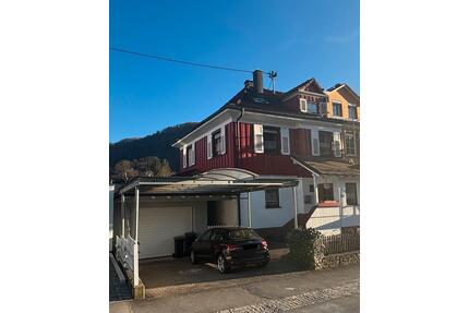 Familien-DHH in Bad Urach| großer Garten | provisionsfrei