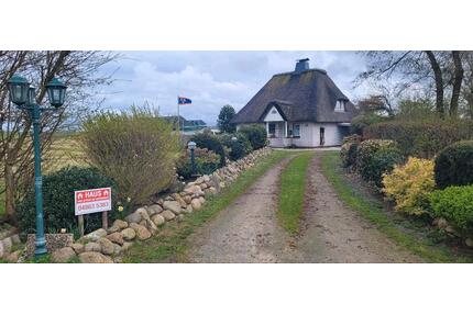 kleines Reetdachhaus in ruhiger Lage - Sankt Peter-Ording