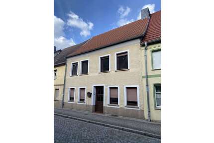 Haus zum Kaufen in Gardelegen 100.000,00 € 160 m²