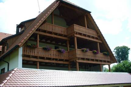 3 Zimmer Wohnung in Königsfeld - 680,00&nbsp;EUR Kaltmiete, ca.&nbsp; 84,00&nbsp;m&sup2;&nbsp;Wohnfl&auml;che in Königsfeld im Schwarzwald (PLZ: 78126) Weiler