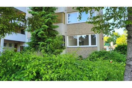Eigentumswohnung 88qm Erdgeschoß-neu renoviert Balkon von Privat - Pinneberg