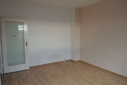 Wohnung zum Mieten in Oschersleben 140,00 € 24.8 m²