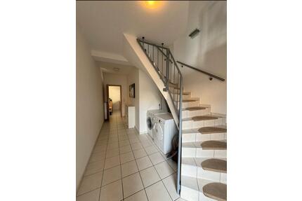 Schöne helle Studiowohnung Maisonette - Queidersbach