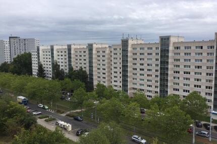 Wir sanieren für Sie! Ihre neue 4-Zimmer-Wohnung wartet. - Dresden Prohlis