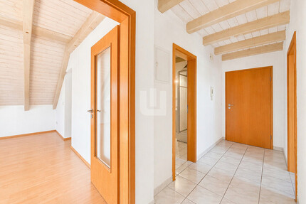 WINDISCH - Gemütliche 3-Zi.-Wohnung in ländlicher Idylle – perfekt für Singles oder Paare! - Egenhofen / Unterschweinbach