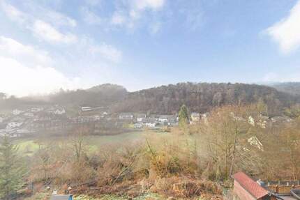 Weitläufiges Wohnhaus mit viel Platz und Komfort in Mittenaar