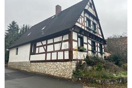 FAMILIENIDYLLE MIT AUSBAUPOTENTIAL - Strullendorf