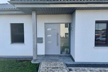 Neuwertiger Bungalow (BJ 2023) Gehobene Ausstattung Top-Lage - Buchen (Odenwald)