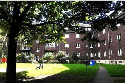 Moderne 3 Zimmer Wohnung mit Badewanne, Balkon und guter Verkehrsanbindung - Leverkusen Opladen