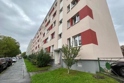 Renovierte 2-Raumwohnung (48 m²) in Gera 07546