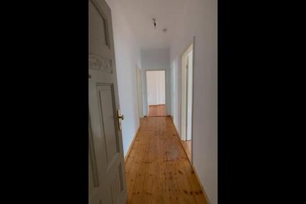 Schöne 2-Zimmer-Wohnung mit Balkon in Schöneweide Nähe HTW Berlin