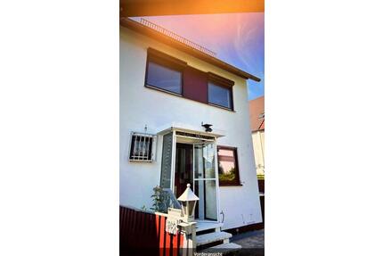 Eckhaus in Thon provisionsfrei - 749.000,00&nbsp;EUR Kaufpreis, ca.&nbsp; 107,00&nbsp;m&sup2; in Nürnberg (PLZ: 90425) Schnepfenreuth