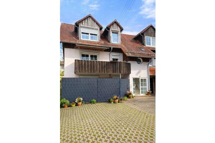 Doppelhaushälfte zu verkaufen - 430.000,00&nbsp;EUR Kaufpreis, ca.&nbsp; 180,00&nbsp;m&sup2; in Öhringen (PLZ: 74613)