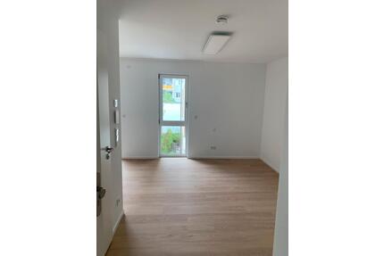 helle Einzelzimmer-Wohnung mit Einbauküche ab dem 1. Mai - Nürnberg Eberhardshof