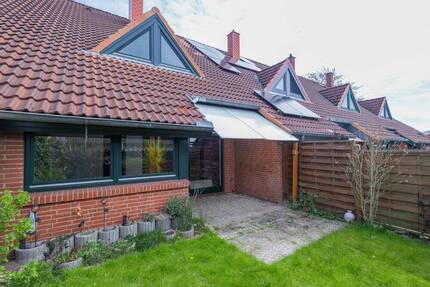 Familiengerechtes Reihenmittelhaus mit Keller und Carport in guter Lage von Rendsburg