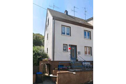 Dreifamilienhaus in Kirn mit Sanierungsbedarf - Merxheim