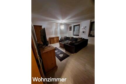 4 Raum Wohnung - 914,00&nbsp;EUR Kaltmiete, ca.&nbsp; 104,00&nbsp;m&sup2; in Niederwürschnitz (PLZ: 09399)