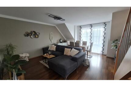 Gepflegte 3-Zimmer DG-Wohnung - 950,00&nbsp;EUR Kaltmiete, ca.&nbsp; 70,30&nbsp;m&sup2; in Großaitingen (PLZ: 86845)