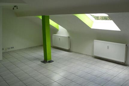 2 Zimmer Dachgeschoss Wohnung Wörth-Maximiliansau - Wörth am Rhein