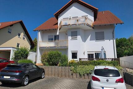 Erdgeschosswohnung mit Terrasse und Garten in kleiner Einheit - Kirchheimbolanden
