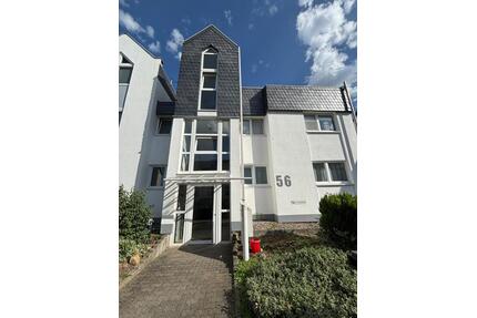 Maisonette-Wohnung mit 2.5 Zimmern, Balkon und 2 Stellplätzen - Neuwied Feldkirchen