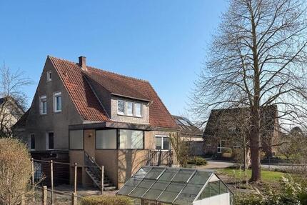 Charmantes 1,5-Familienhaus mit großem Garten - Kirchlengern