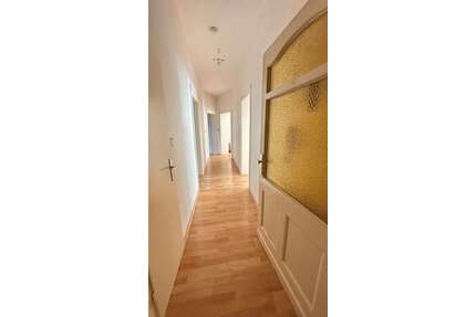 Wohnung zum Mieten in Helsa 640,00 € 90 m²