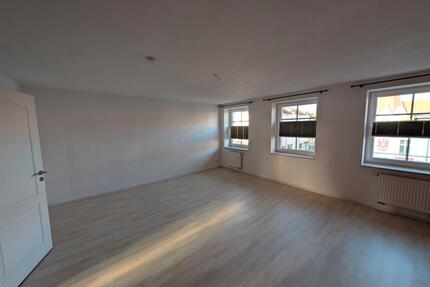 Großzügige 2 Raum Mietwohnung 85qm Rathenow