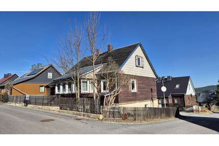 Haus zum Kaufen in Johanngeorgenstadt 49.000,00 € 124 m²