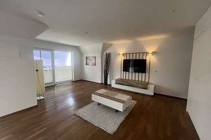 Wohnung zum Kaufen in Büdingen 230.000,00 € 74.03 m²