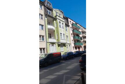 lichtdurchflutete schöne große Wohnung, stadtnah, 2 Balkone - Duisburg Duisburg-Mitte