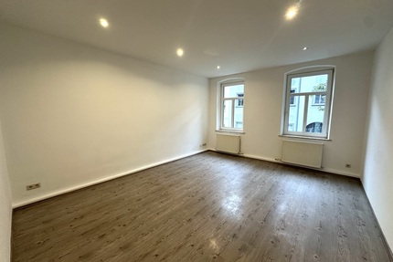 Moderne 3 Zimmer Wohnung mit Wanne in Geraer Ostviertel!