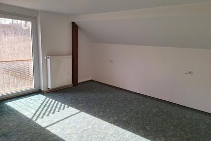 Helle 3-Raum-Wohnung über 2 Etagen - Kamenz