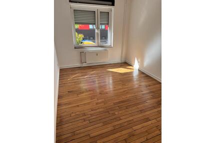 SB St. Johann: Schöne, ruhige 2ZKB - Saarbrücken