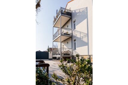 Traumwohnung mit Balkon, Kamin und Einbauküche in Naunhof
