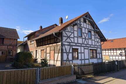 Haus zum Kaufen in Römhild 45.000,00 € 210 m²