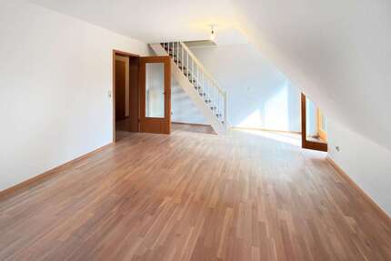 Wohnung zum Kaufen in Adelsdorf 340.000,00 € 109 m²