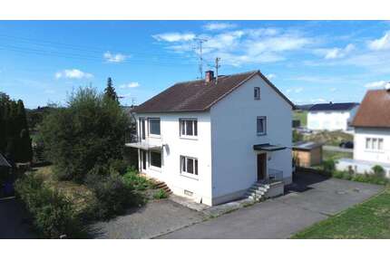 Haus zum Kaufen in Dettingen 270.000,00 € 170 m²