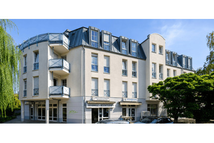 Stilvolle 3-Zimmer-Wohnung mit Balkon, Einbauküche & Tiefgarage in Leipzig-Gohlis Nord I Neu saniert