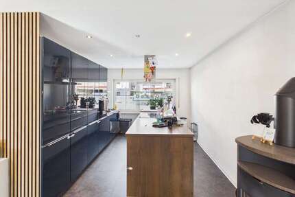 Wohnung zum Kaufen in Walldorf 375.000,00 € 121.58 m²