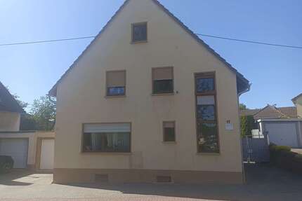 Haus zum Kaufen in Plaidt 329.000,00 € 128 m²