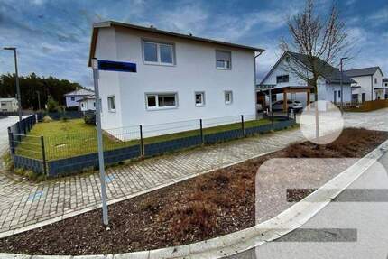 Geben Sie diesem Haus den letzten Schliff - Steinberg am See