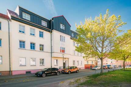 Haus zum Kaufen in Pritzwalk 595.000,00 € 645 m²