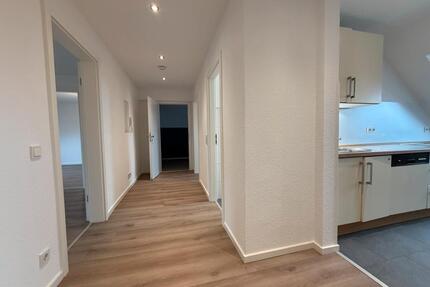 Helle 3-Zimmer Wohnung mit 80 qm in Saarbrücken