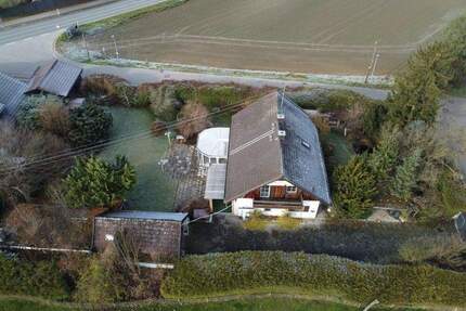 Grundstück mit Altbestand in Großnöbach Fahrenzhausen nahe Unterschleißheim