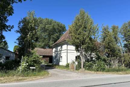 Haus zum Kaufen in Wallersdorf 415.000,00 € 207.65 m²