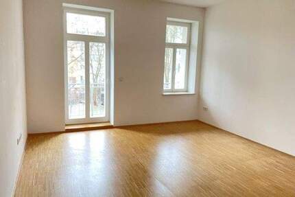 HOCHWERTIGE ALTBAUWOHNUNG MIT PARKETT, BALKON, Gartenanteil, FUßBODENHEIZUNG, LIFT SOWIE PKW-SP - Chemnitz Sonnenberg